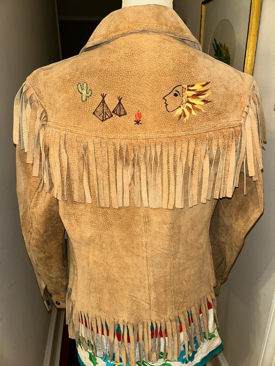 Vintage Jackets & Blazers - RARE! AUTHENTIC 70s sz 4-6 TAN Fringed PIG Suede Western Jacket With embroidery